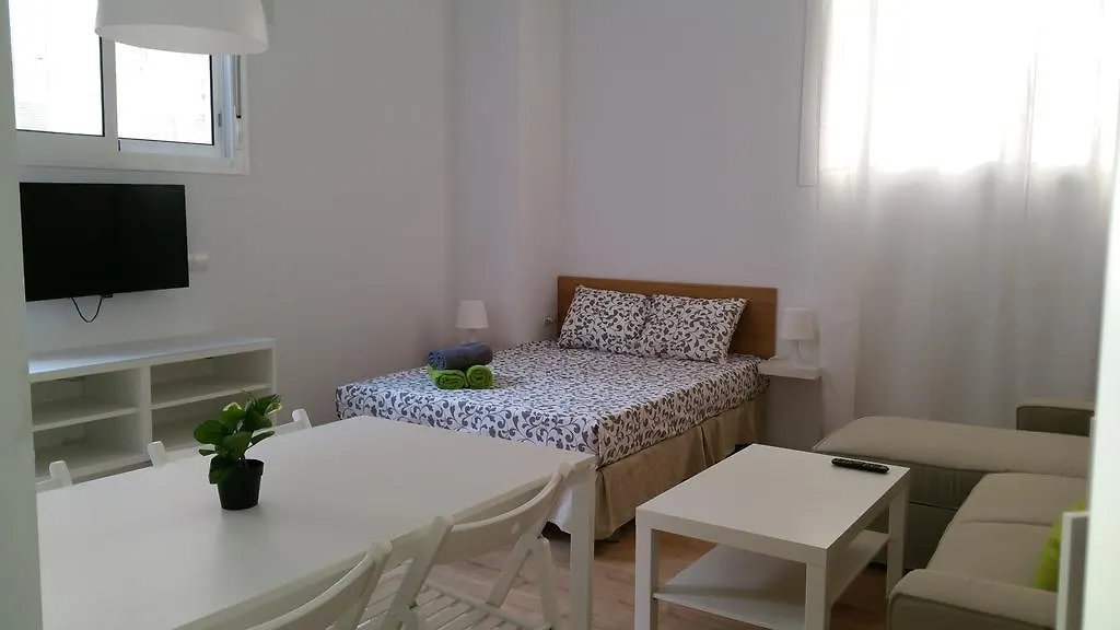 Apartamentos Clavero Málaga 0*,  Spanyolország