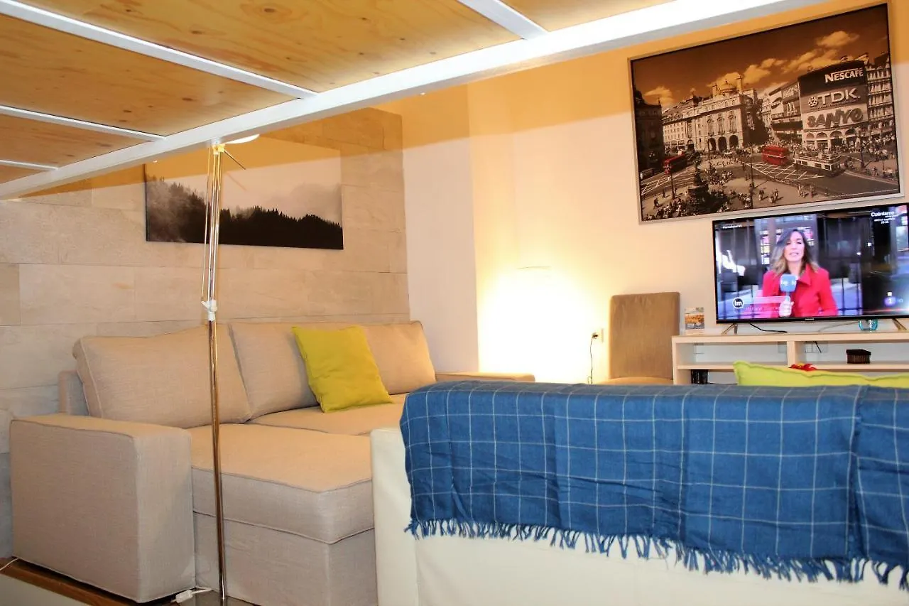 Apartamentos Clavero Málaga Apartman