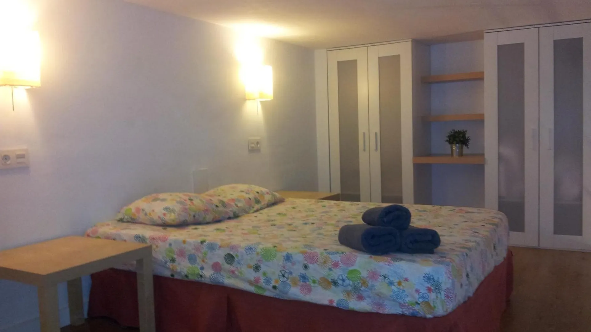 Appartement Apartamentos Clavero Málaga